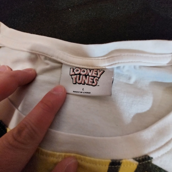 Vintage Looney Tunes Marvin the Martian 3D Tee - Picture 4 of 4